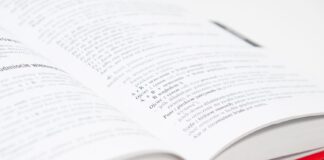 Jak rozpoznać pasiaki łowickie, opoczyńskie i sieradzkie? Przewodnik po różnicach Jak rozpoznać pasiaki łowickie, opoczyńskie i sieradzkie? Przewodnik po różnicach
